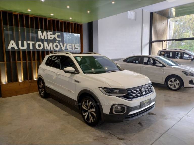 VOLKSWAGEN - T-CROSS - 2021/2021 - Branca - R$ 121.900,00