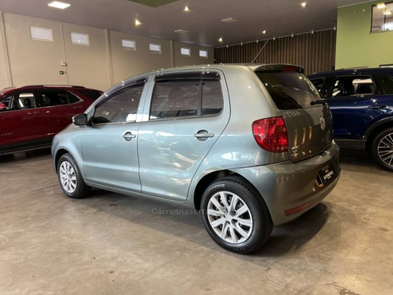VOLKSWAGEN - FOX - 2010/2011 - Cinza - R$ 32.900,00