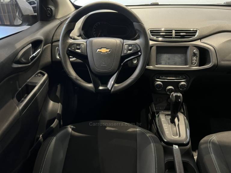 CHEVROLET - PRISMA - 2019/2019 - Prata - R$ 65.900,00