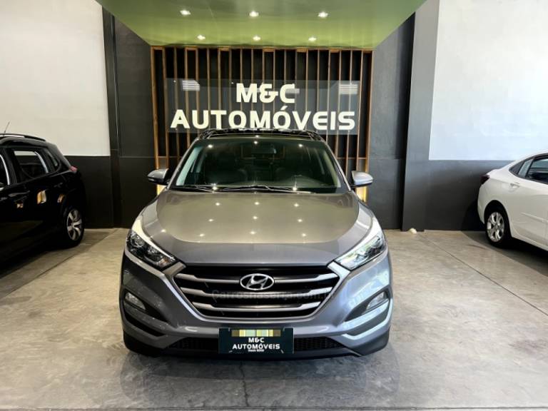 HYUNDAI - TUCSON - 2017/2018 - Cinza - R$ 103.900,00