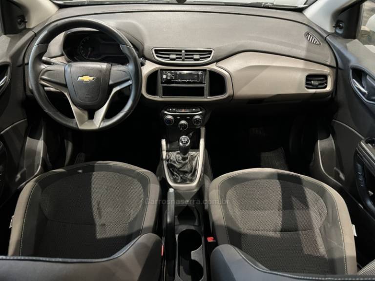 CHEVROLET - PRISMA - 2015/2016 - Prata - R$ 51.900,00