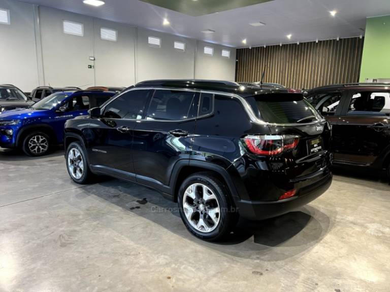 JEEP - COMPASS - 2018/2019 - Preta - R$ 99.900,00