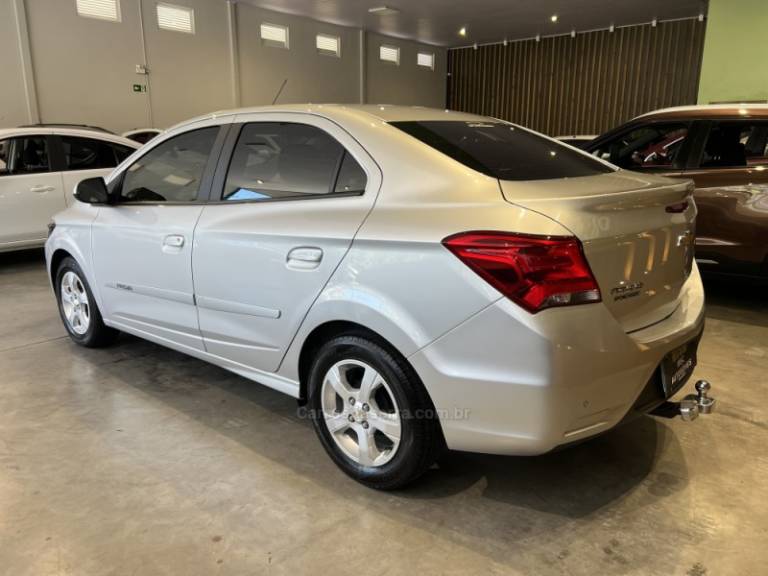 CHEVROLET - PRISMA - 2019/2019 - Prata - R$ 65.900,00