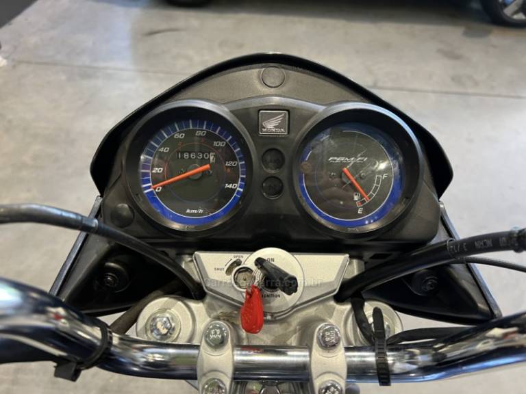 HONDA - CG 150 - 2012/2012 - Cinza - R$ 11.900,00