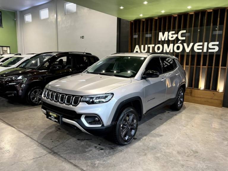 JEEP - COMPASS - 2022/2023 - Prata - R$ 159.900,00