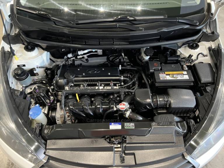 HYUNDAI - HB20 - 2015/2016 - Branca - R$ 52.900,00