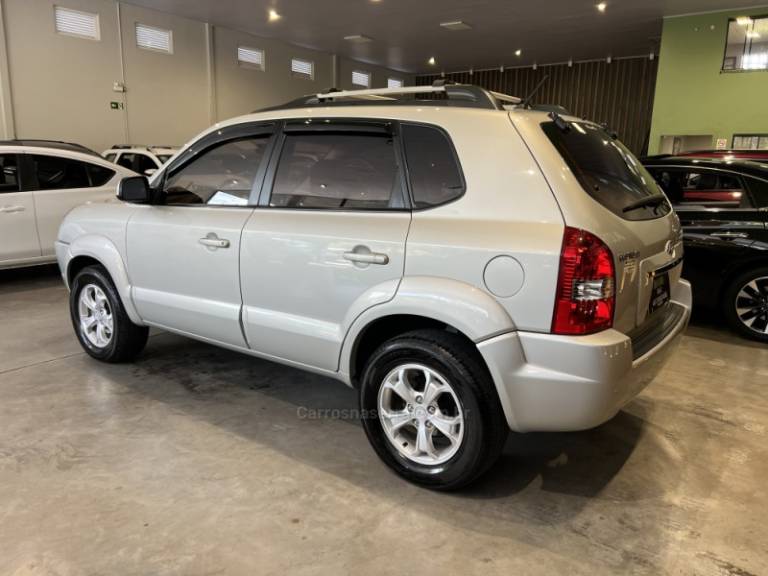 HYUNDAI - TUCSON - 2012/2013 - Prata - R$ 49.900,00