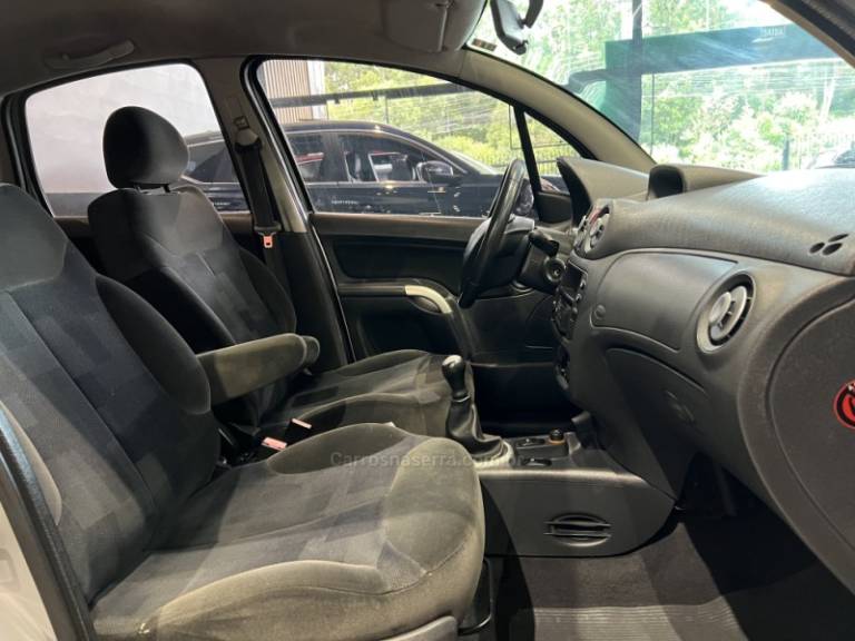 CITROËN - C3 - 2008/2008 - Prata - R$ 23.900,00