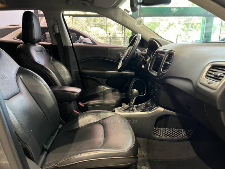 JEEP - COMPASS - 2019/2020 - Cinza - R$ 105.900,00