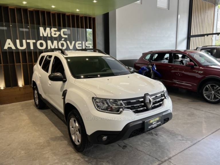 RENAULT - DUSTER - 2021/2022 - Branca - R$ 79.900,00