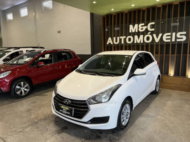 HYUNDAI - HB20 - 2015/2016 - Branca - R$ 52.900,00