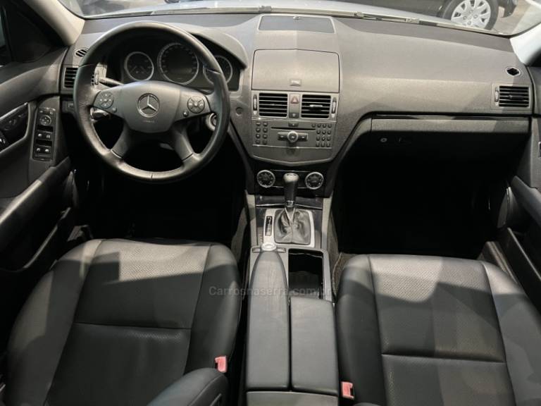 MERCEDES-BENZ - C 180 K - 2010/2010 - Prata - R$ 54.900,00