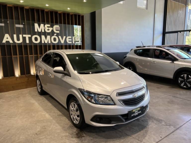 CHEVROLET - PRISMA - 2015/2016 - Prata - R$ 52.900,00