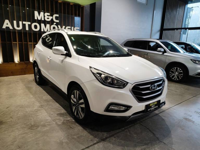 HYUNDAI - IX35 - 2016/2017 - Branca - R$ 82.900,00