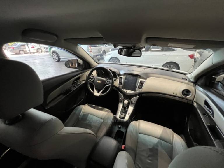 CHEVROLET - CRUZE - 2013/2013 - Branca - R$ 58.900,00