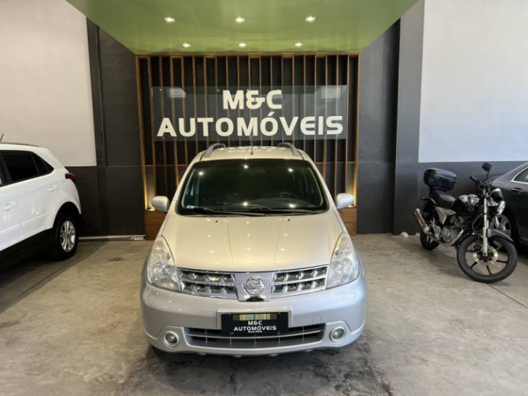 NISSAN - LIVINA - 2011/2012 - Prata - R$ 38.900,00