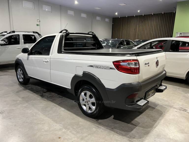 FIAT - STRADA - 2018/2019 - Branca - R$ 62.900,00