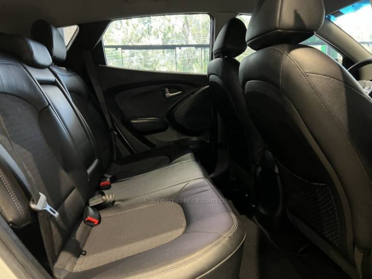 HYUNDAI - IX35 - 2015/2016 - Branca - R$ 77.900,00