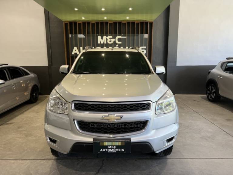 CHEVROLET - S10 - 2014/2015 - Prata - R$ 99.900,00