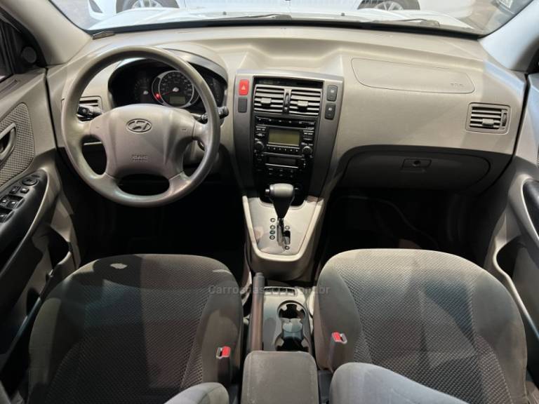 HYUNDAI - TUCSON - 2012/2013 - Prata - R$ 49.900,00