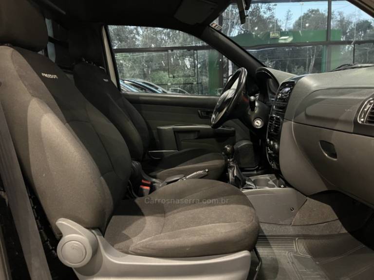 FIAT - STRADA - 2018/2019 - Branca - R$ 62.900,00