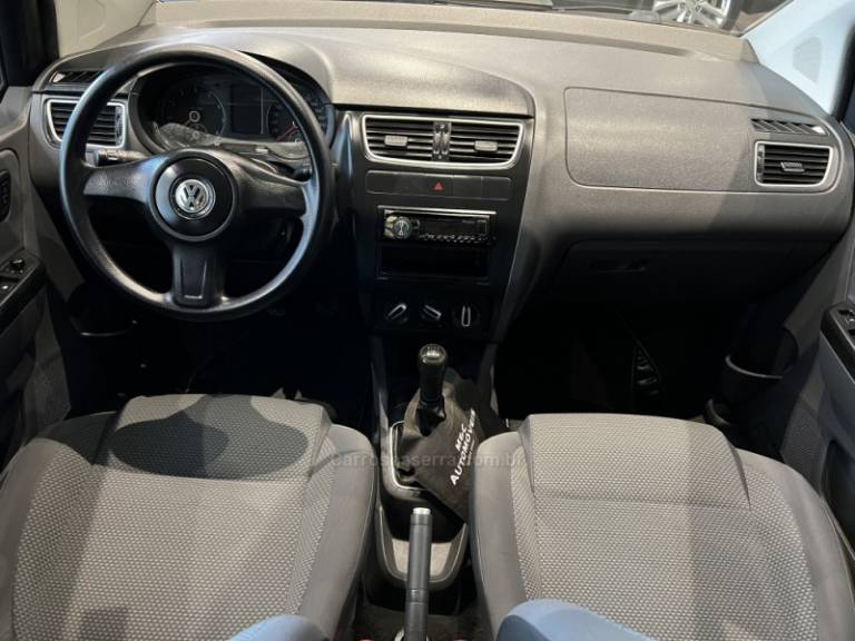 VOLKSWAGEN - FOX - 2010/2011 - Cinza - R$ 32.900,00