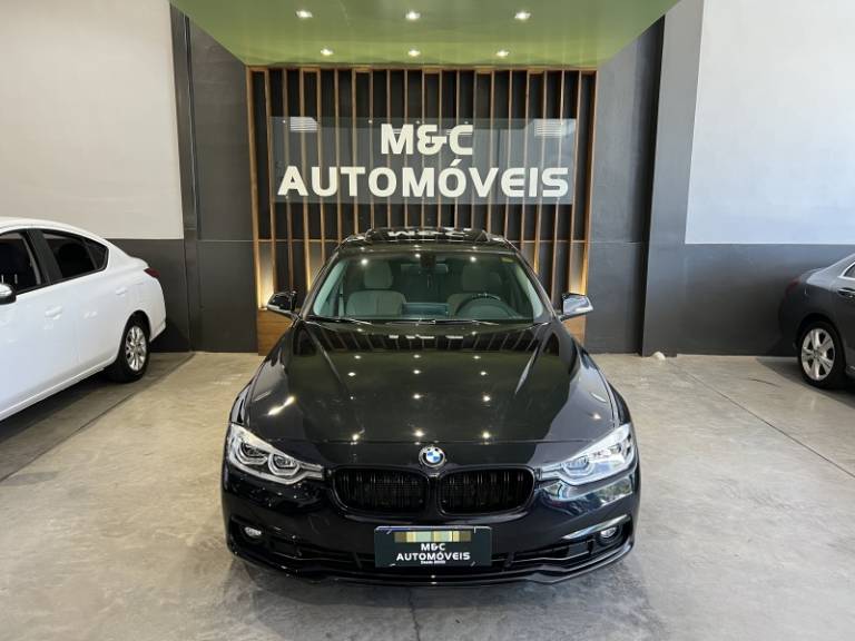 BMW - 320I - 2017/2017 - Preta - R$ 121.900,00