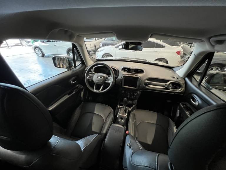 JEEP - RENEGADE - 2023/2024 - Cinza - R$ 114.900,00