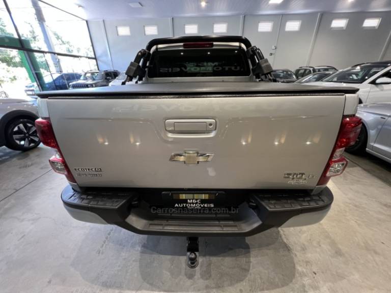 CHEVROLET - S10 - 2014/2015 - Prata - R$ 99.900,00