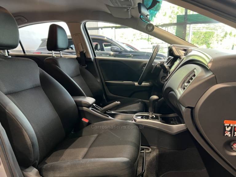 HONDA - CITY - 2018/2019 - Prata - R$ 81.900,00