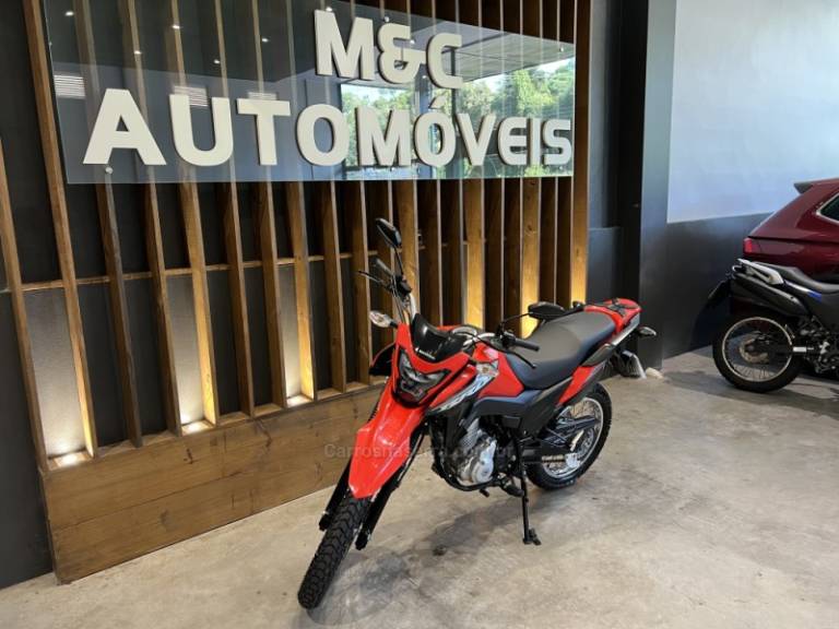 HONDA - NXR 160 - 2024/2025 - Vermelha - R$ 22.900,00