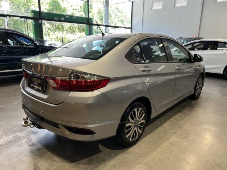 HONDA - CITY - 2018/2019 - Prata - R$ 81.900,00