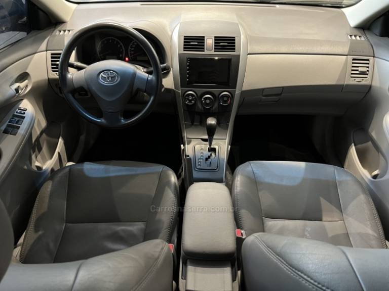 TOYOTA - COROLLA - 2009/2010 - Preta - R$ 51.900,00