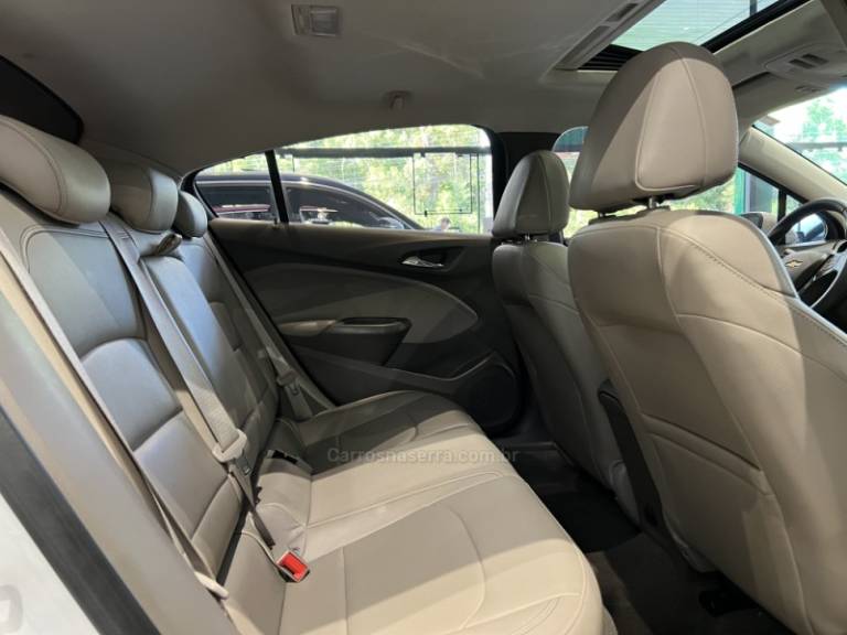CHEVROLET - CRUZE - 2018/2018 - Branca - R$ 96.900,00