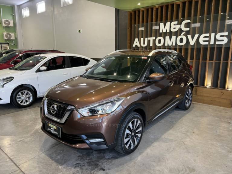 NISSAN - KICKS - 2019/2020 - Marrom - R$ 83.900,00