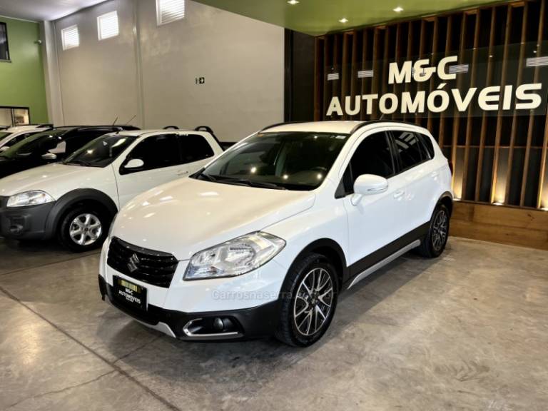 SUZUKI - S-CROSS - 2015/2016 - Branca - R$ 67.900,00