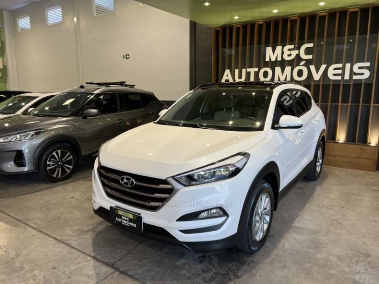 HYUNDAI - TUCSON - 2021/2022 - Branca - R$ 119.900,00