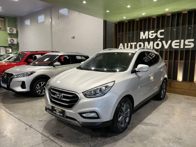 HYUNDAI - IX35 - 2018/2019 - Prata - R$ 89.900,00