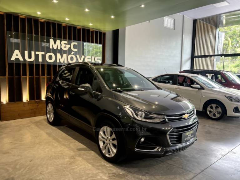 CHEVROLET - TRACKER - 2018/2018 - Cinza - R$ 89.900,00