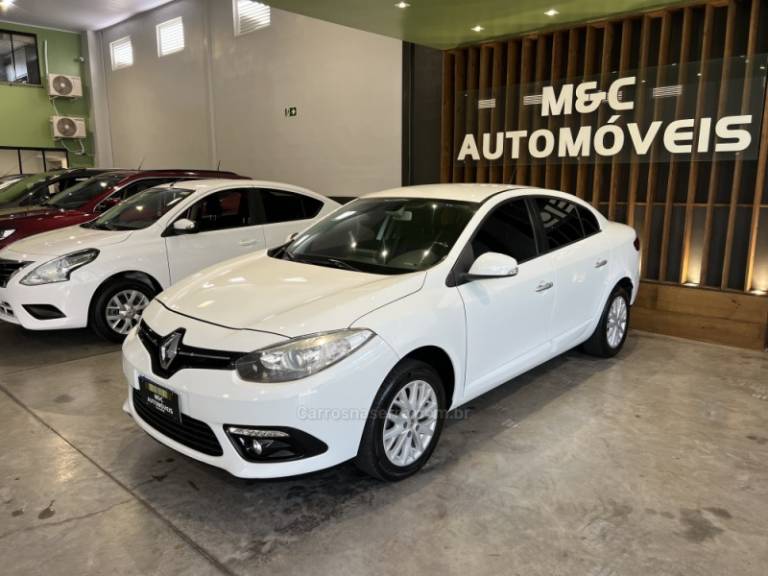 RENAULT - FLUENCE - 2014/2015 - Branca - R$ 48.900,00