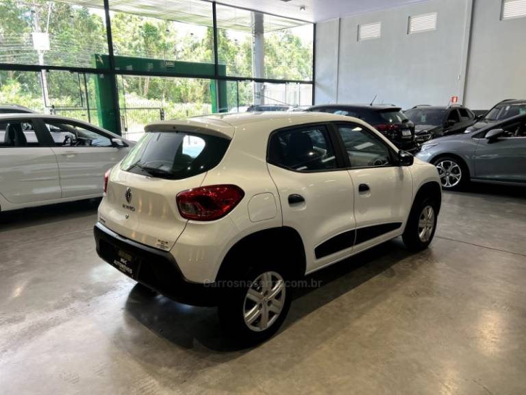 RENAULT - KWID - 2020/2021 - Branca - R$ 42.900,00