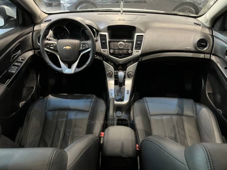 CHEVROLET - CRUZE - 2014/2014 - Branca - R$ 69.900,00