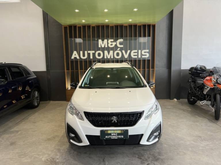PEUGEOT - 2008 - 2022/2022 - Branca - R$ 71.900,00