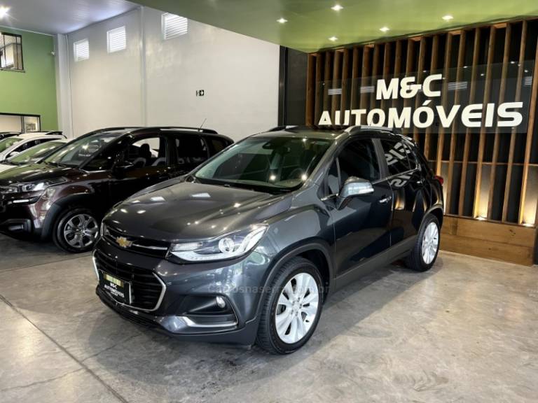 CHEVROLET - TRACKER - 2018/2018 - Cinza - R$ 89.900,00