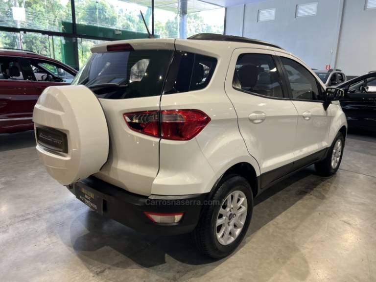 FORD - ECOSPORT - 2017/2018 - Branca - R$ 62.900,00