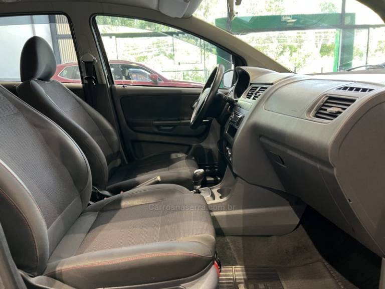 VOLKSWAGEN - FOX - 2010/2011 - Cinza - R$ 34.900,00