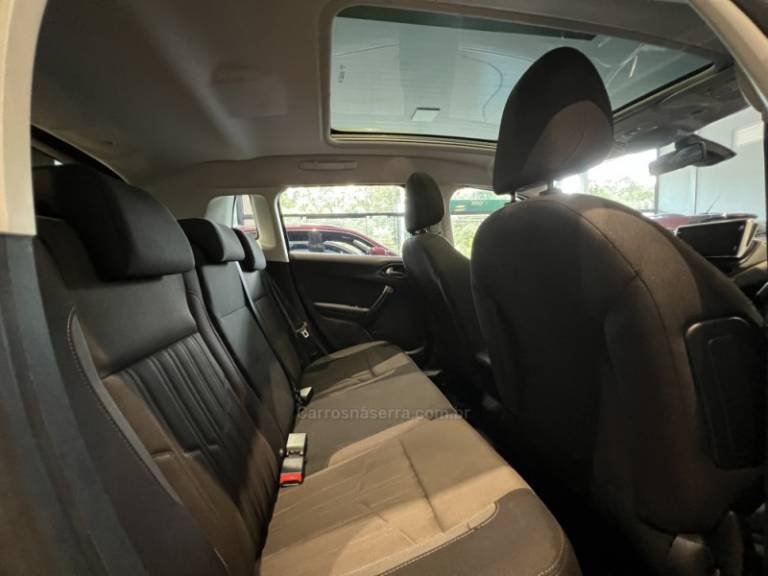 PEUGEOT - 2008 - 2019/2019 - Prata - R$ 69.900,00