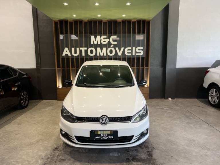 VOLKSWAGEN - FOX - 2019/2020 - Branca - R$ 59.900,00