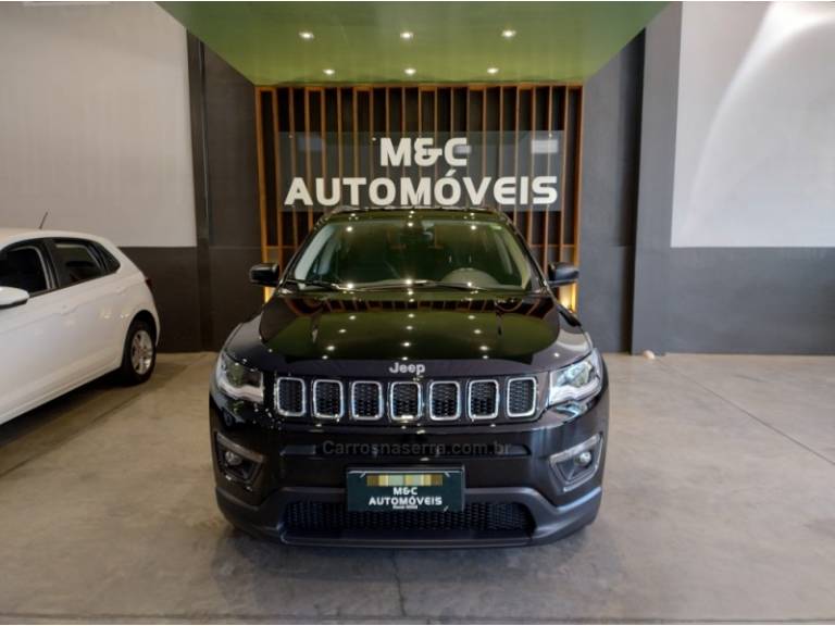 JEEP - COMPASS - 2017/2018 - Preta - R$ 93.900,00