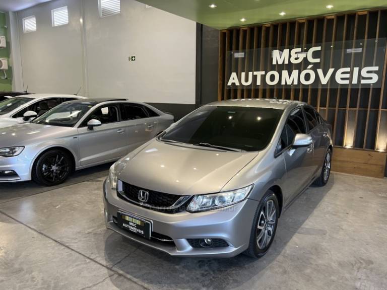 HONDA - CIVIC - 2014/2015 - Cinza - R$ 77.900,00